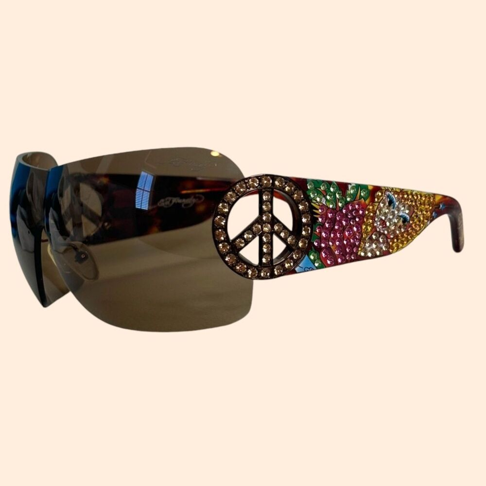 Ed Hardy Y2K Pin Up Sunglasses & Case